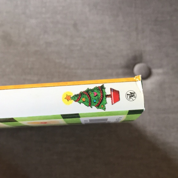 Mary Engelbreit’s Christmas Companion Book - Picture 10 of 10